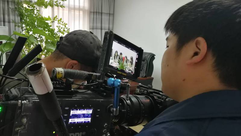 剧本杀式体验：十堰广告片拍摄公司构建沉浸式消费决策路径